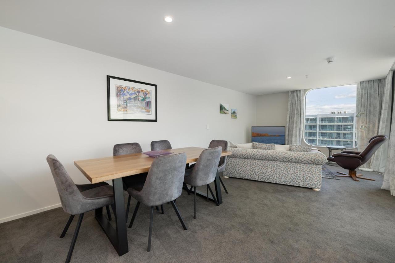 Oceanside Apartment With Iconic Views 마운트마운가누이 외부 사진